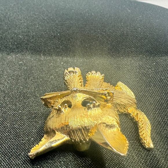 Vintage Pell cat pin, green eye , gold toned metal-cat lover - Picture 3 of 6